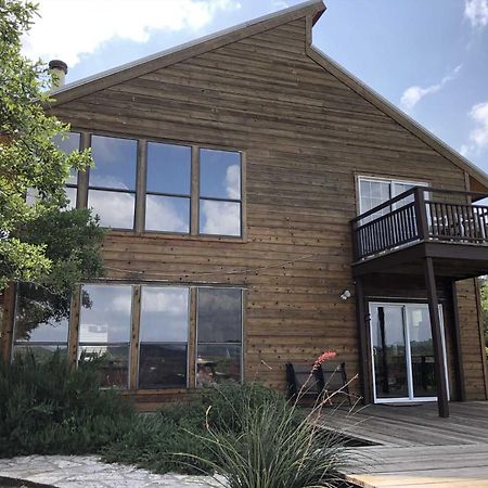Rockin' B Ranch Bluff House Hotel Pipe Creek Exterior photo